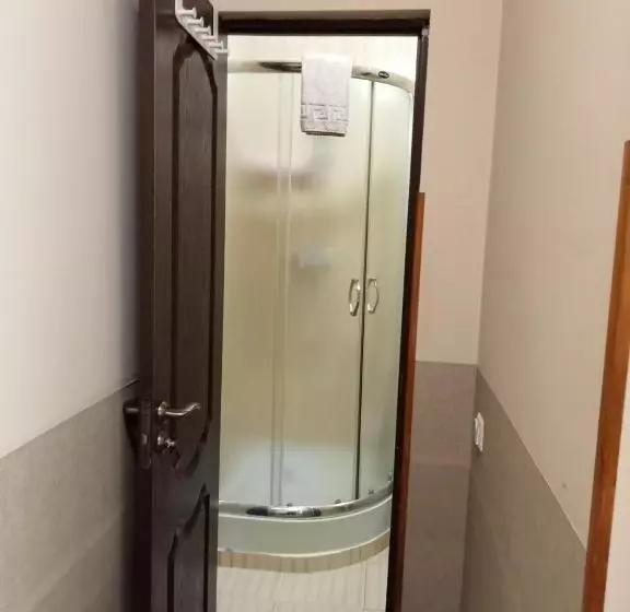 Hostel Iskra