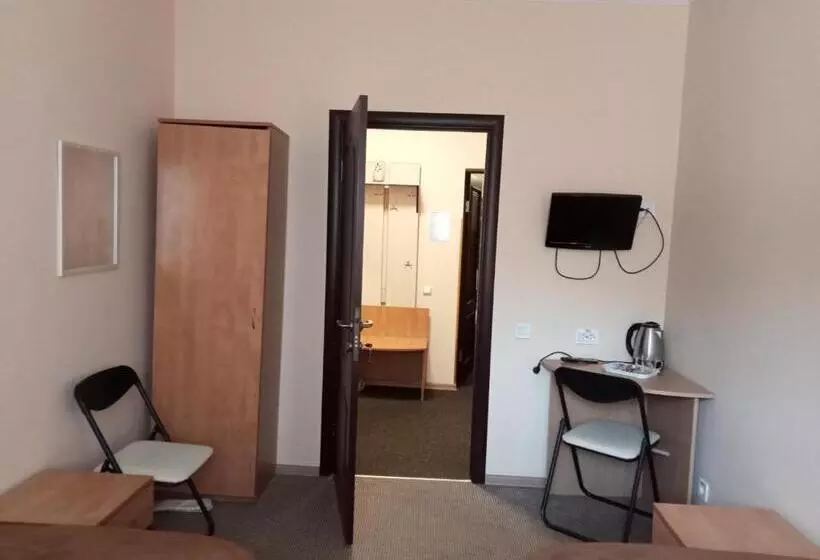 Hostel Iskra