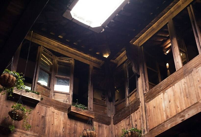 فندق Guzo Su The Old House Boutique