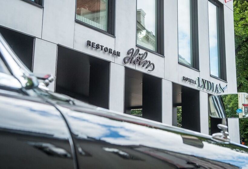 Отель Lydia