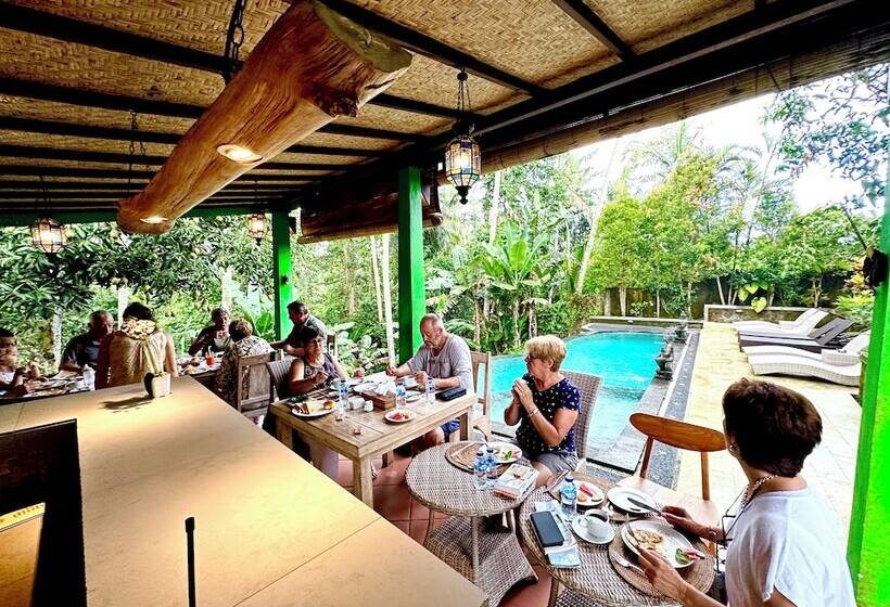 Resort Dupa Ubud Villa