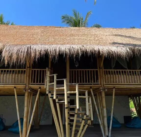 ユースホステル Captain Coconuts Gili Air
