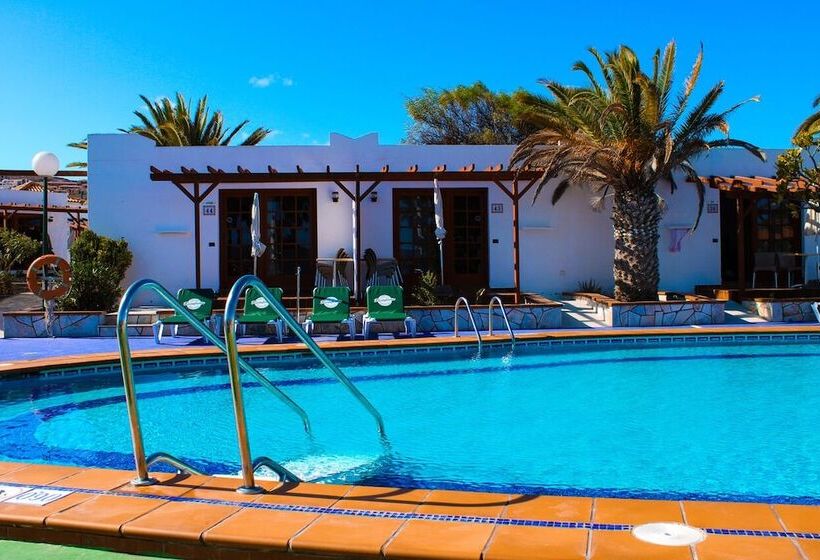 Bungalows Castillo Club Lake