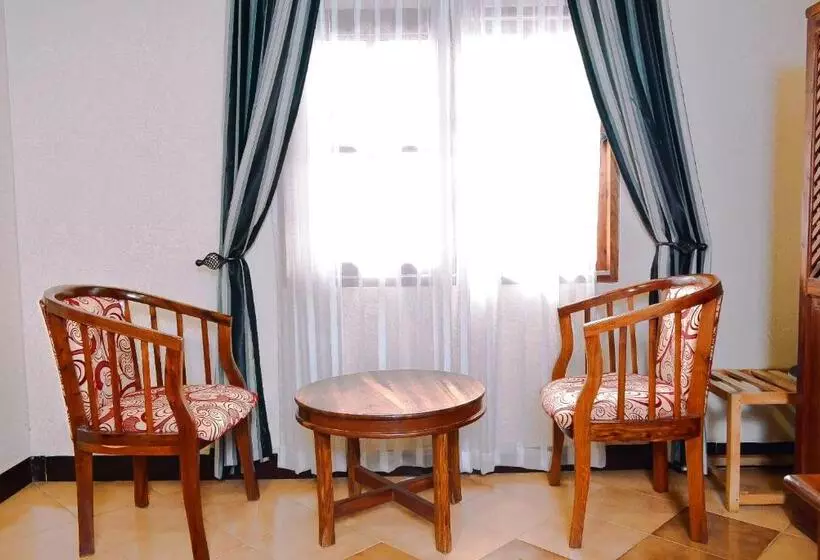 Hotel 3 Degrees