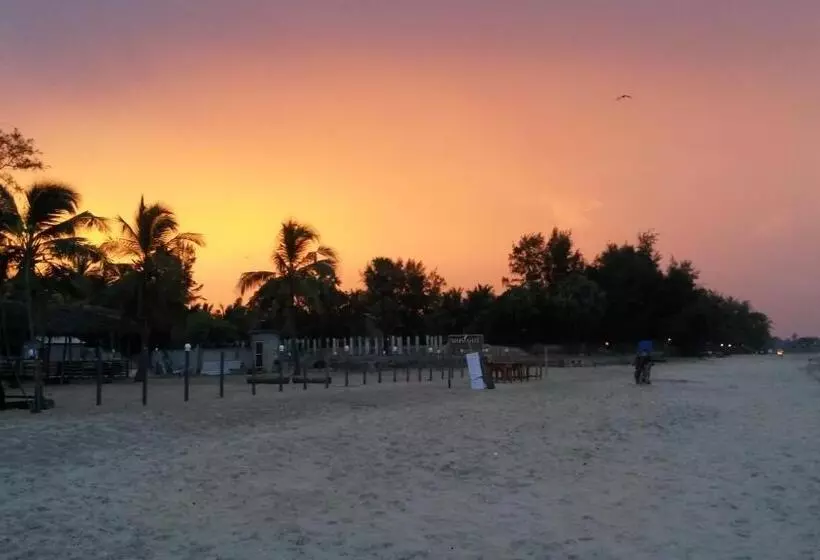ホテル Garden Beach