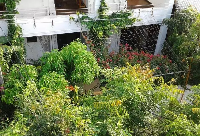 ホテル Garden Beach