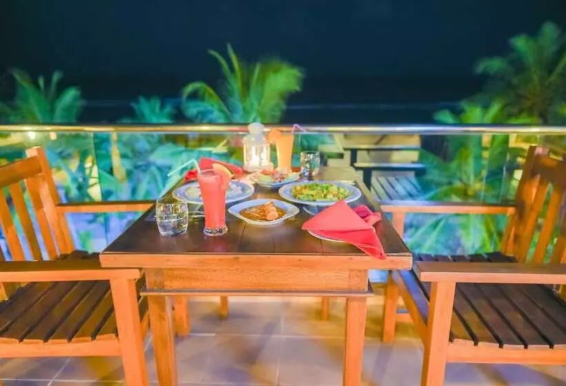 هتل Hathaa Beach Maldives