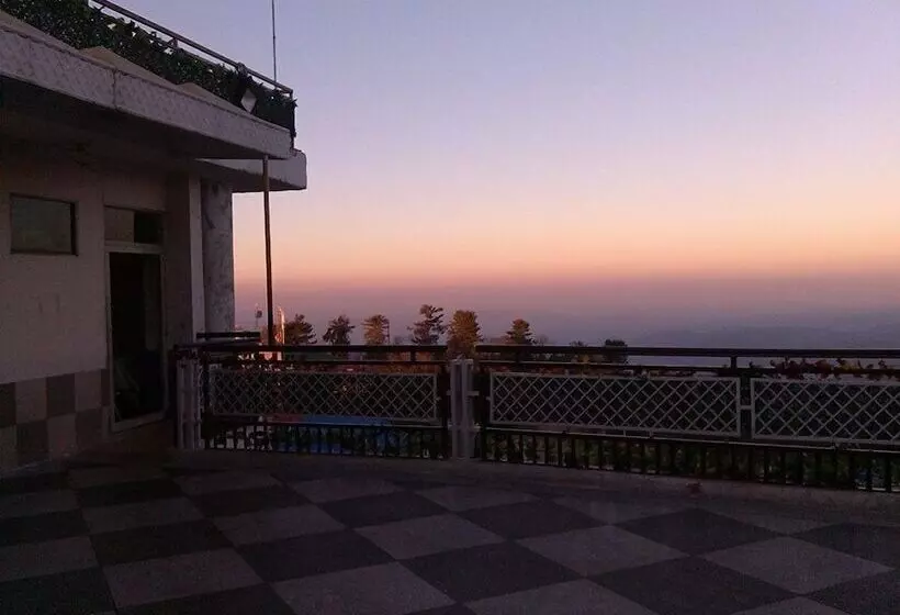 هتل Move N Pick  Murree