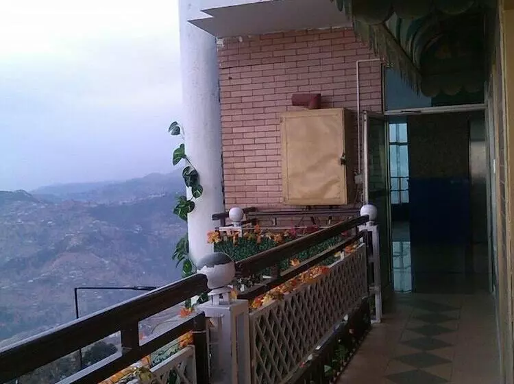 هتل Move N Pick  Murree