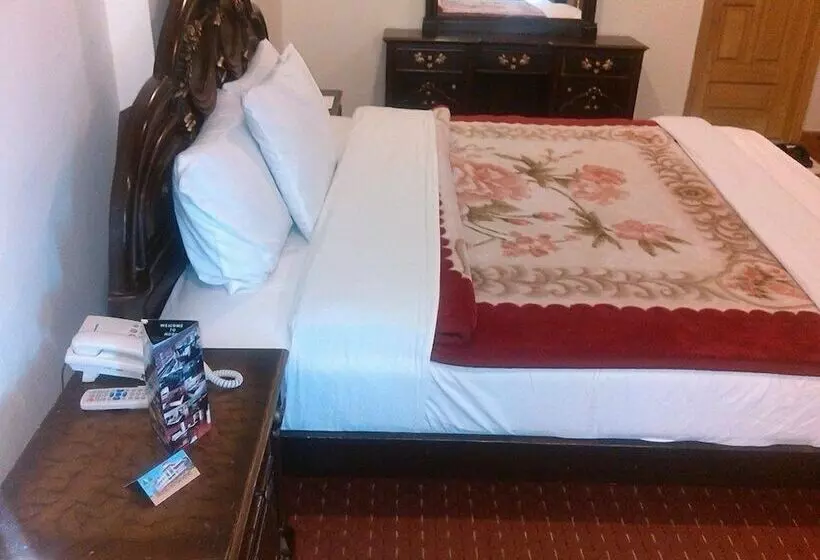 هتل Move N Pick  Murree
