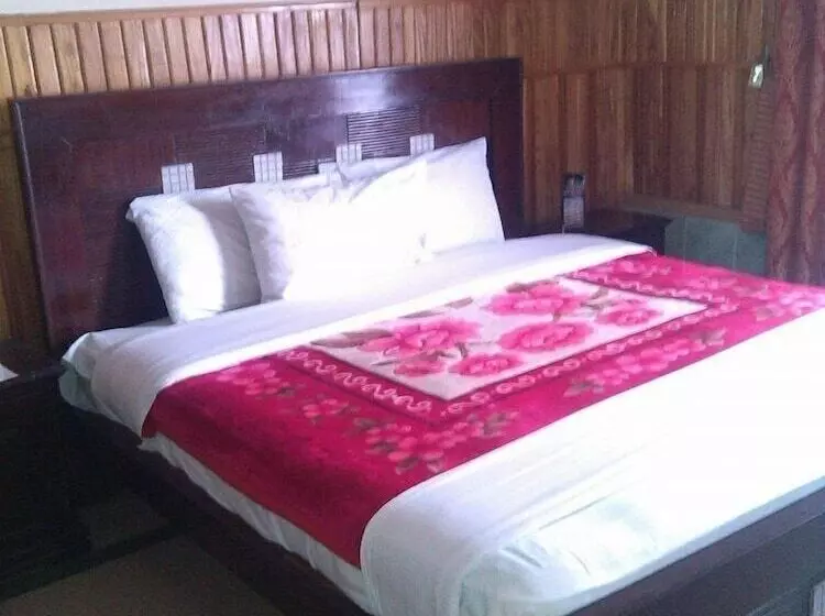 هتل Move N Pick  Murree
