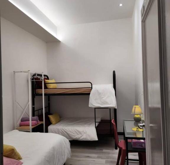 One Point Hotel @ King Centre