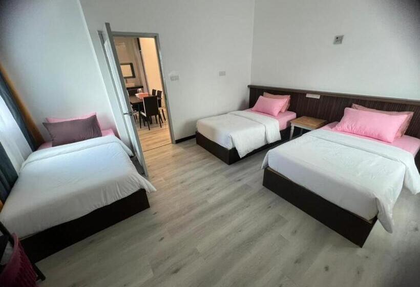 One Point Hotel @ King Centre