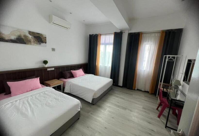 One Point Hotel @ King Centre