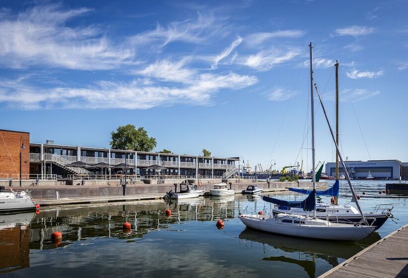 هتل Smiltynės Jachtklubas