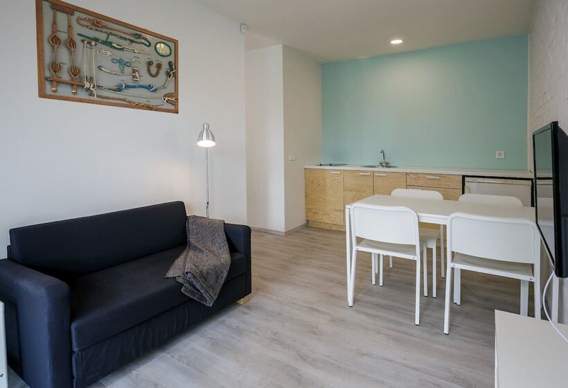 هتل Smiltynės Jachtklubas