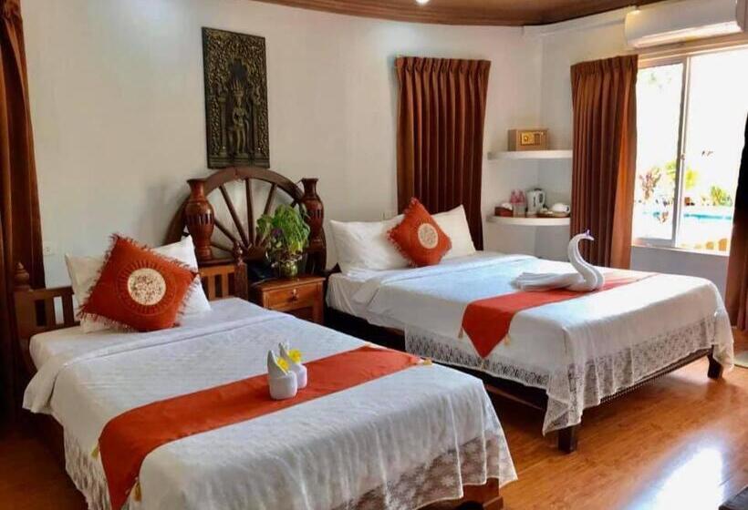 리조트 Ravorn Villa Boutique