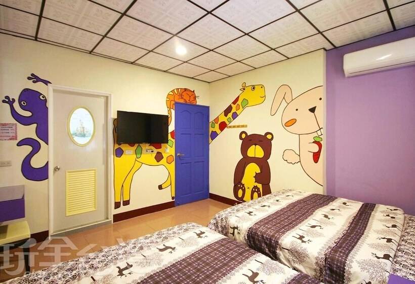 تختخواب و صبحانه Her Home Homestay