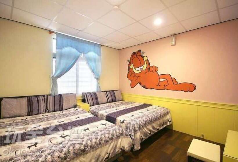 تختخواب و صبحانه Her Home Homestay