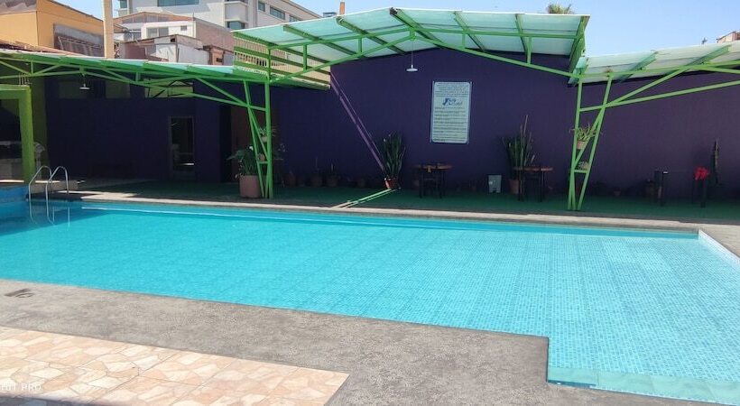 ホテル Costa Pacifico