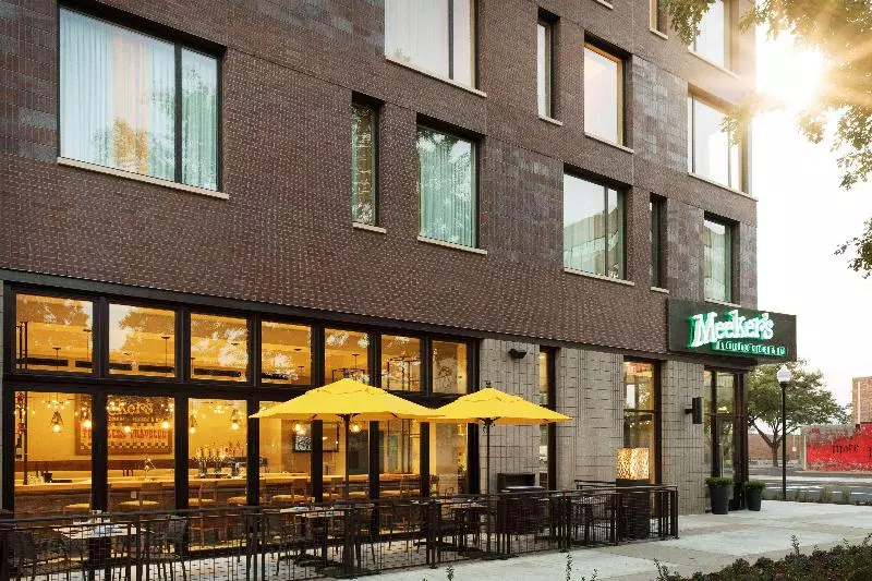 ホテル Doubletree By Hilton Greeley At Lincoln Park