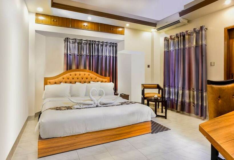 هتل Memento International