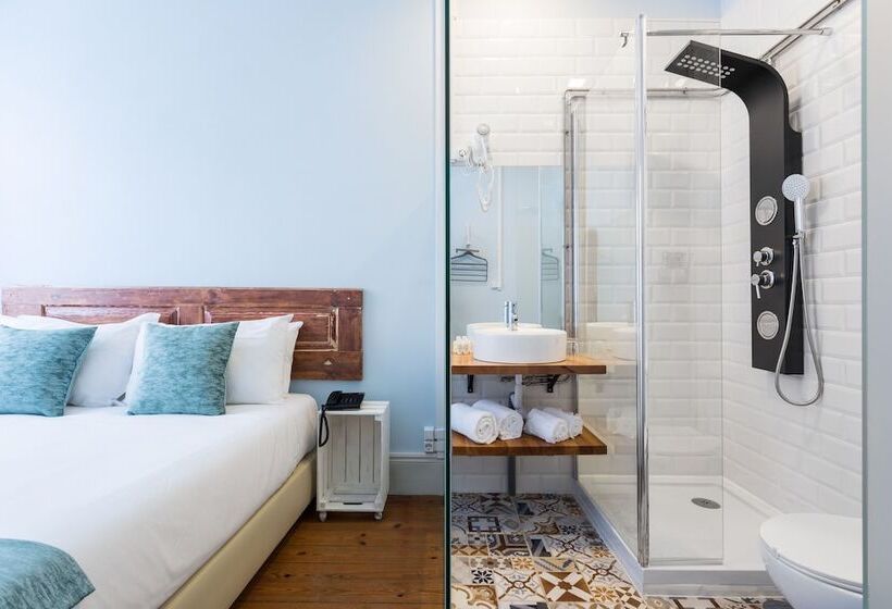 هتل The Bohemian Place