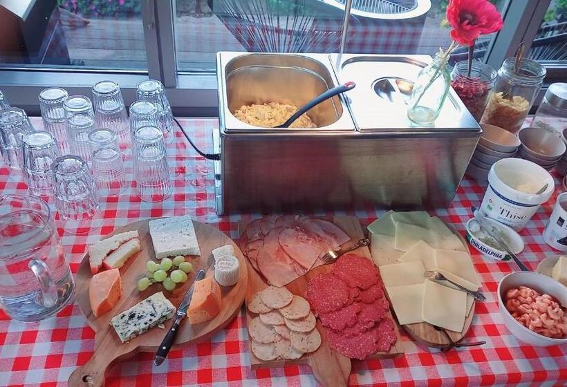 Klintholm B & B Bistro