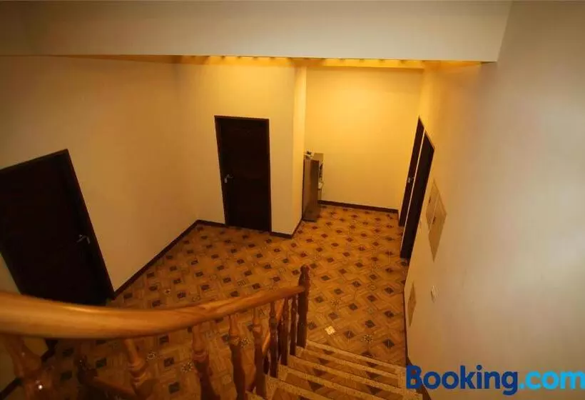 Lian Chinq Diving B&b