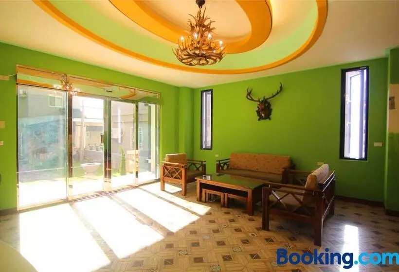 Lian Chinq Diving B&b