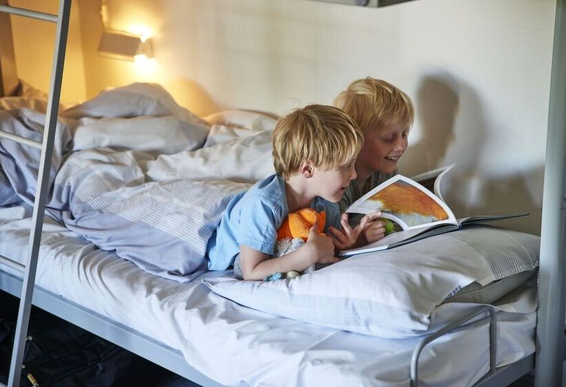 Svaneke Vandrerhjem Hostel