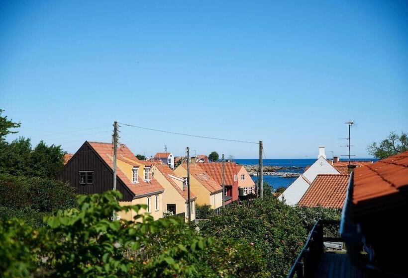 Svaneke Vandrerhjem Hostel