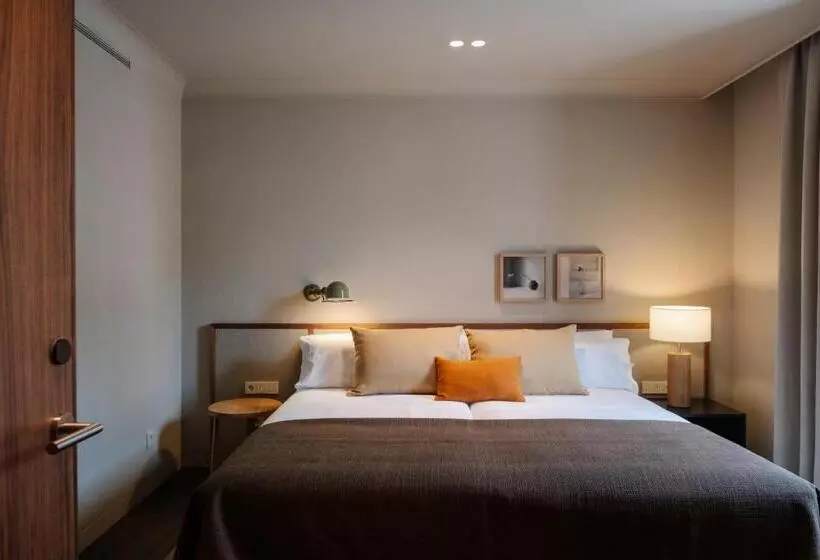 ホテル Rhin Garden