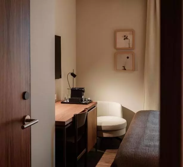 ホテル Rhin Garden