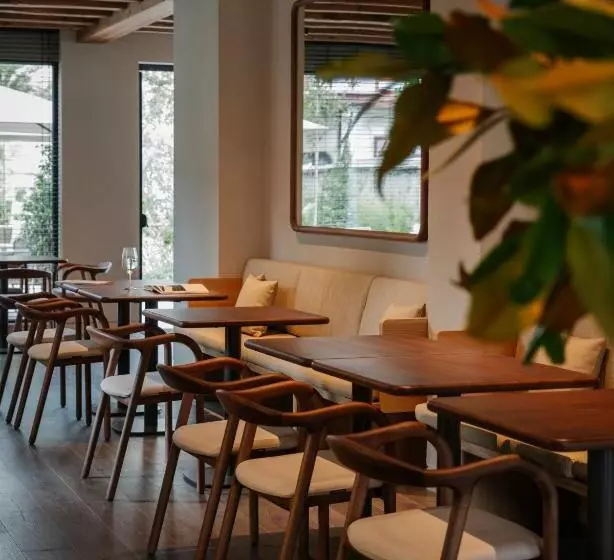 ホテル Rhin Garden