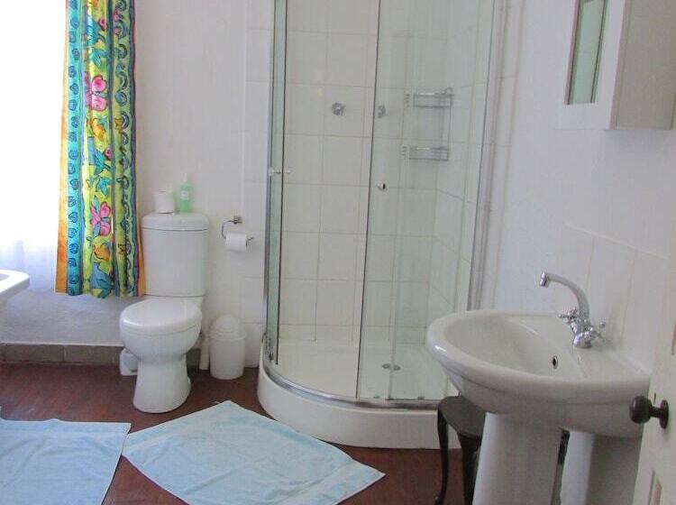 Absolute Leisure Cottages