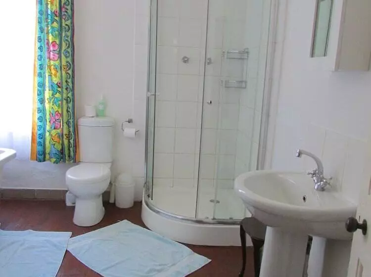 Absolute Leisure Cottages