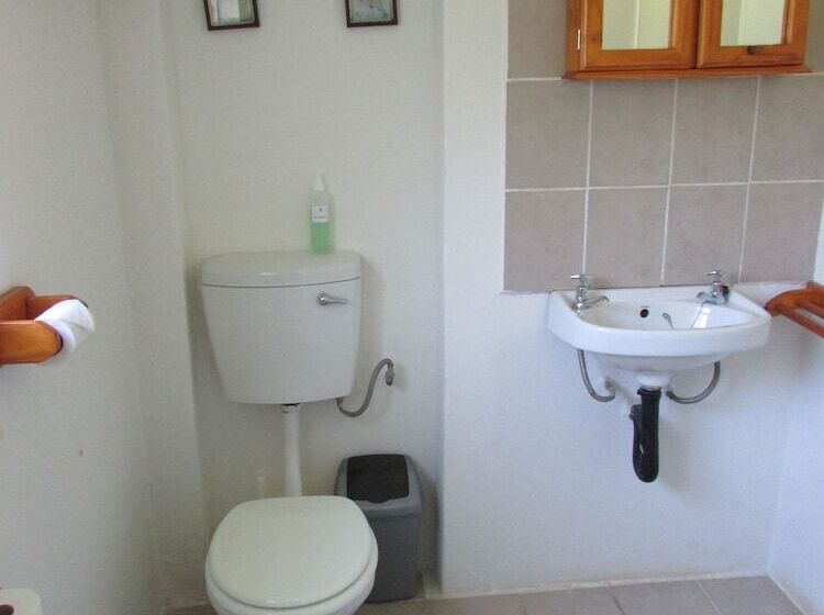 Absolute Leisure Cottages