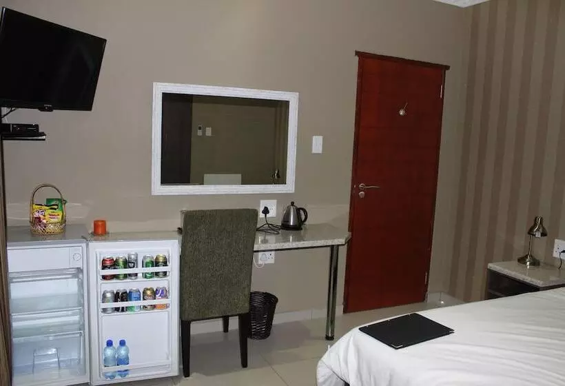 Aamiaismajoitus (B&B) Big Five Guest House