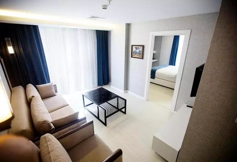 تختخواب و صبحانه Gardenya Suite