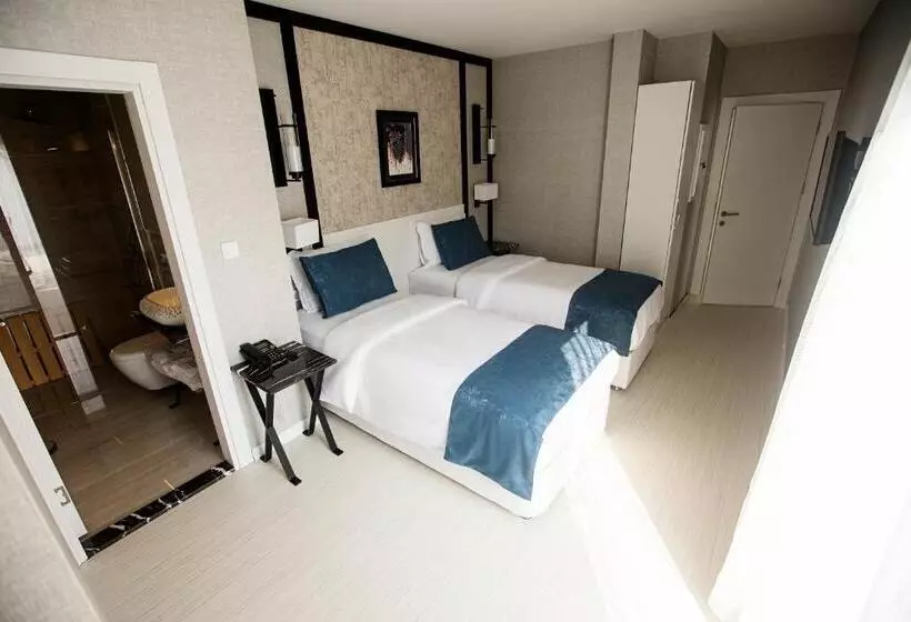 تختخواب و صبحانه Gardenya Suite