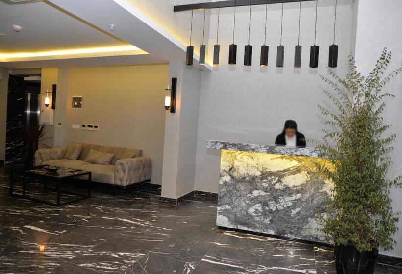 تختخواب و صبحانه Gardenya Suite