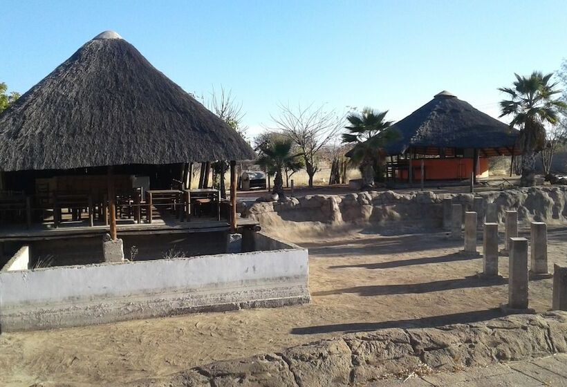 هتل Gaetsho Lodge