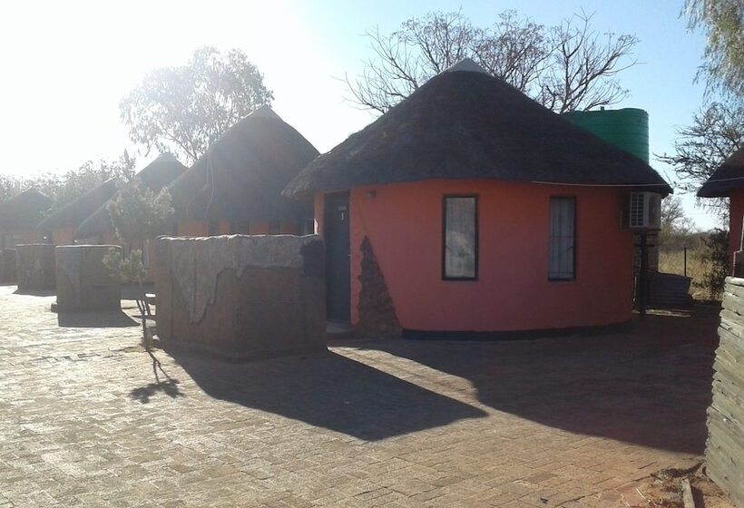 هتل Gaetsho Lodge