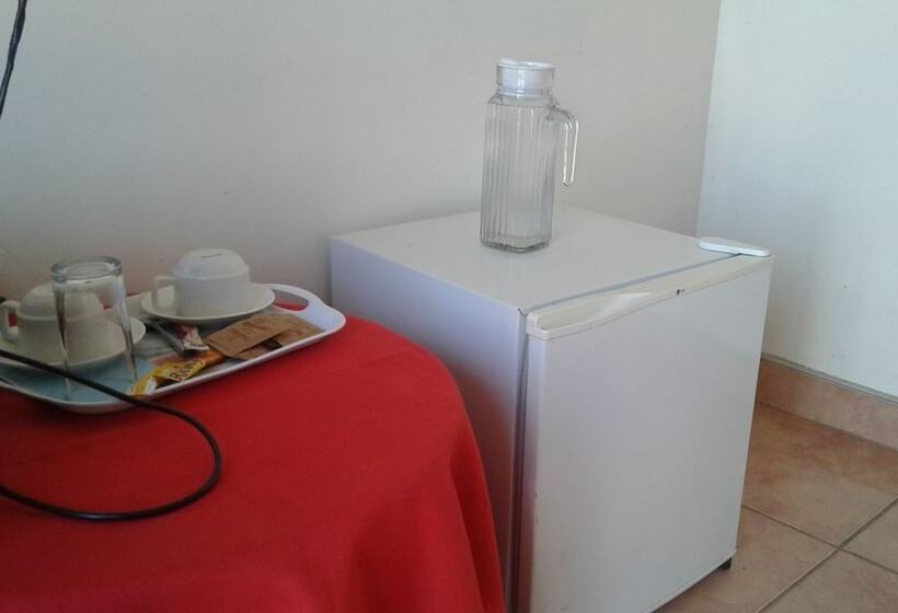 هتل Gaetsho Lodge