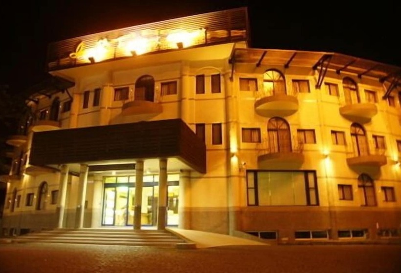 هتل Kenting Culture Resort