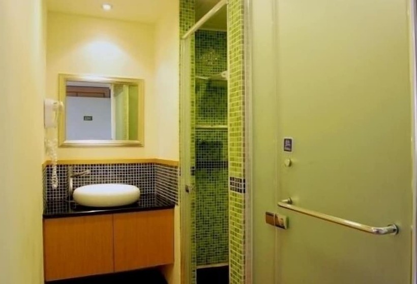 هتل Kenting Culture Resort