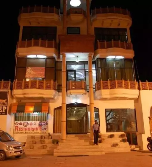 هتل Kirandeep, Agra