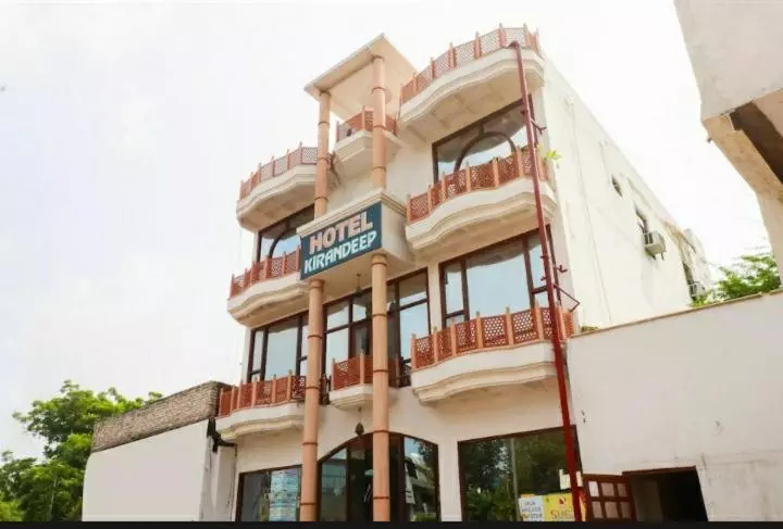 هتل Kirandeep, Agra