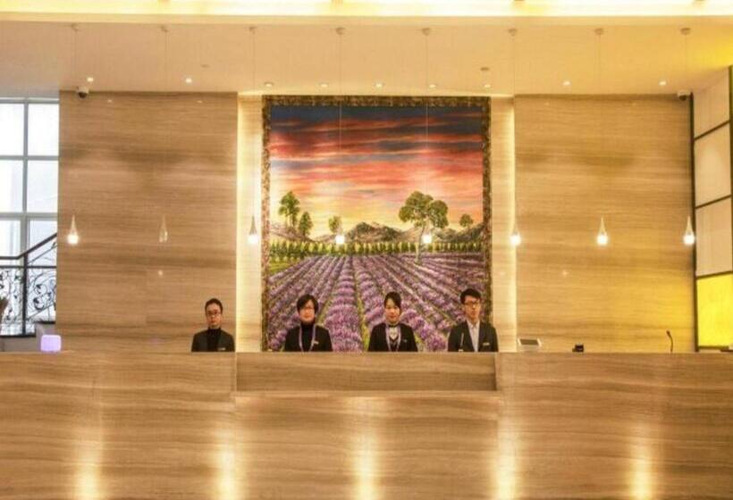 Lavande Hotel Shanghai Hongqiao National Convention Center Branch